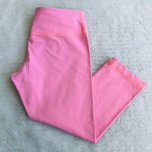 Lululemon pink capri bottoms sz 8